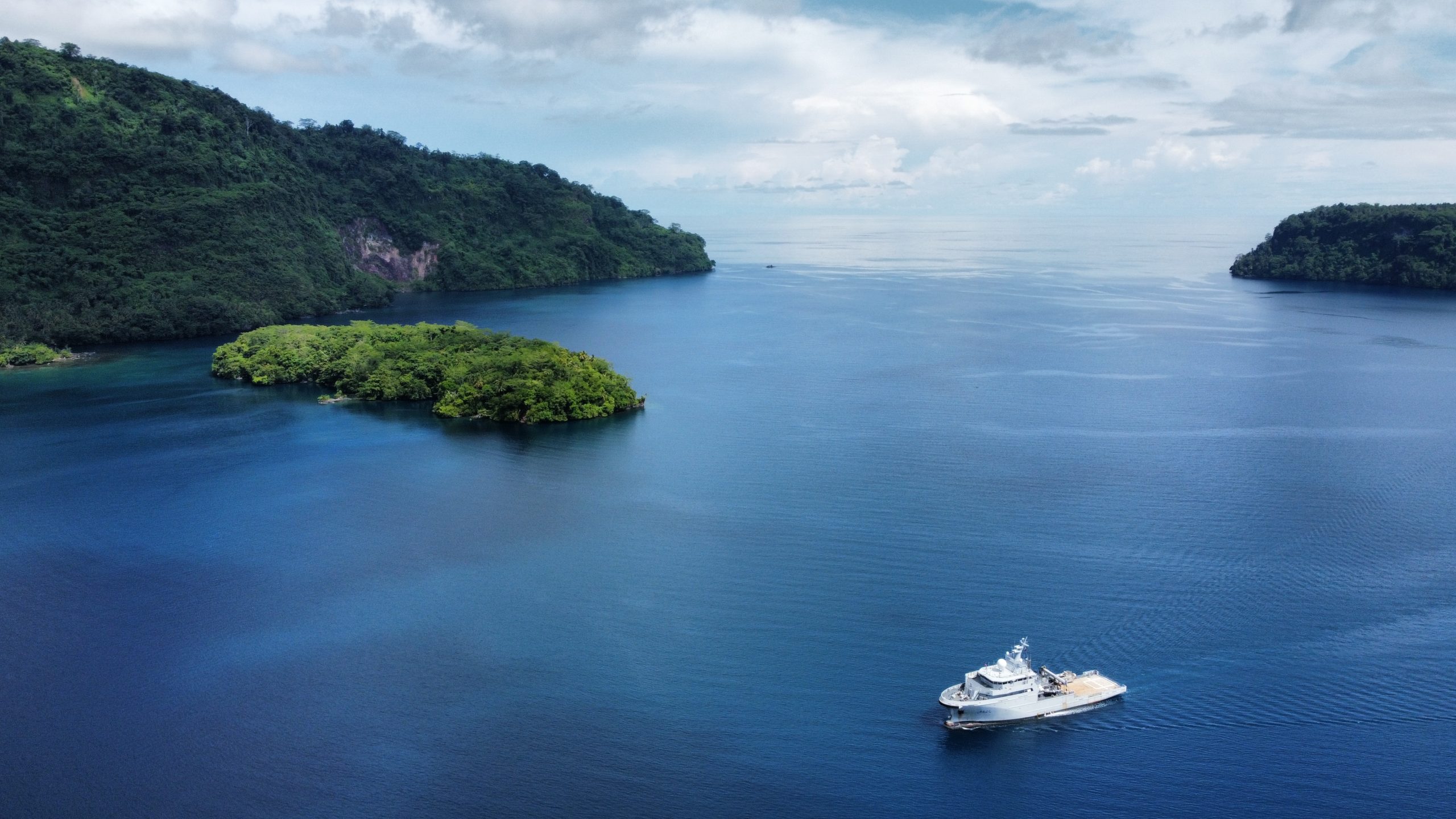 BSAOM D'Entrecasteaux en mer de Bismarck, Papouasie-Nouvelle-Guinée.
