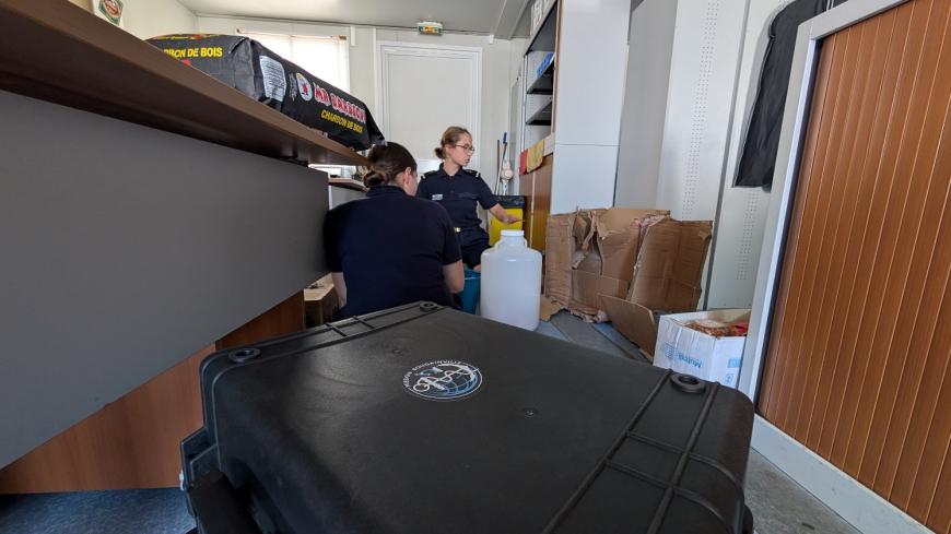 Récupération du nouveau matériel à La Réunion Récupération du nouveau matériel à La Réunion