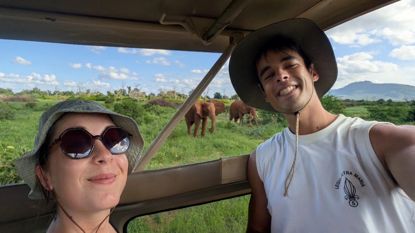 Les Aspirants Adèle et Hugo en safari dans la réserve de Tsavo Est, Kenya